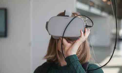 爱尔兰推出全球首个可克服恐惧症的VR催眠疗法