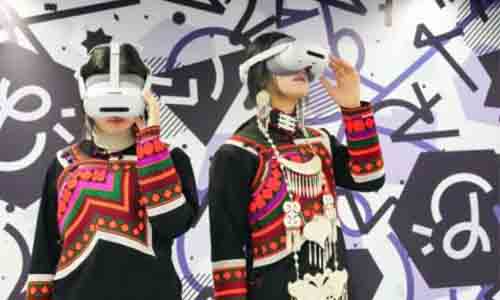 马边县引进VR助力文化教育，戴PICO在彝乡“触摸”国宝